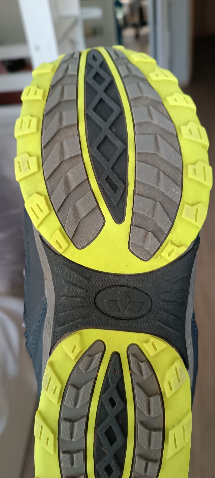 Buty zimowe dla chłopca rozm.37