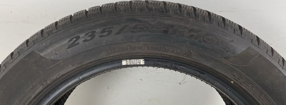 255/50R19 235/55R19 Pirelli Scorpion Winter M0