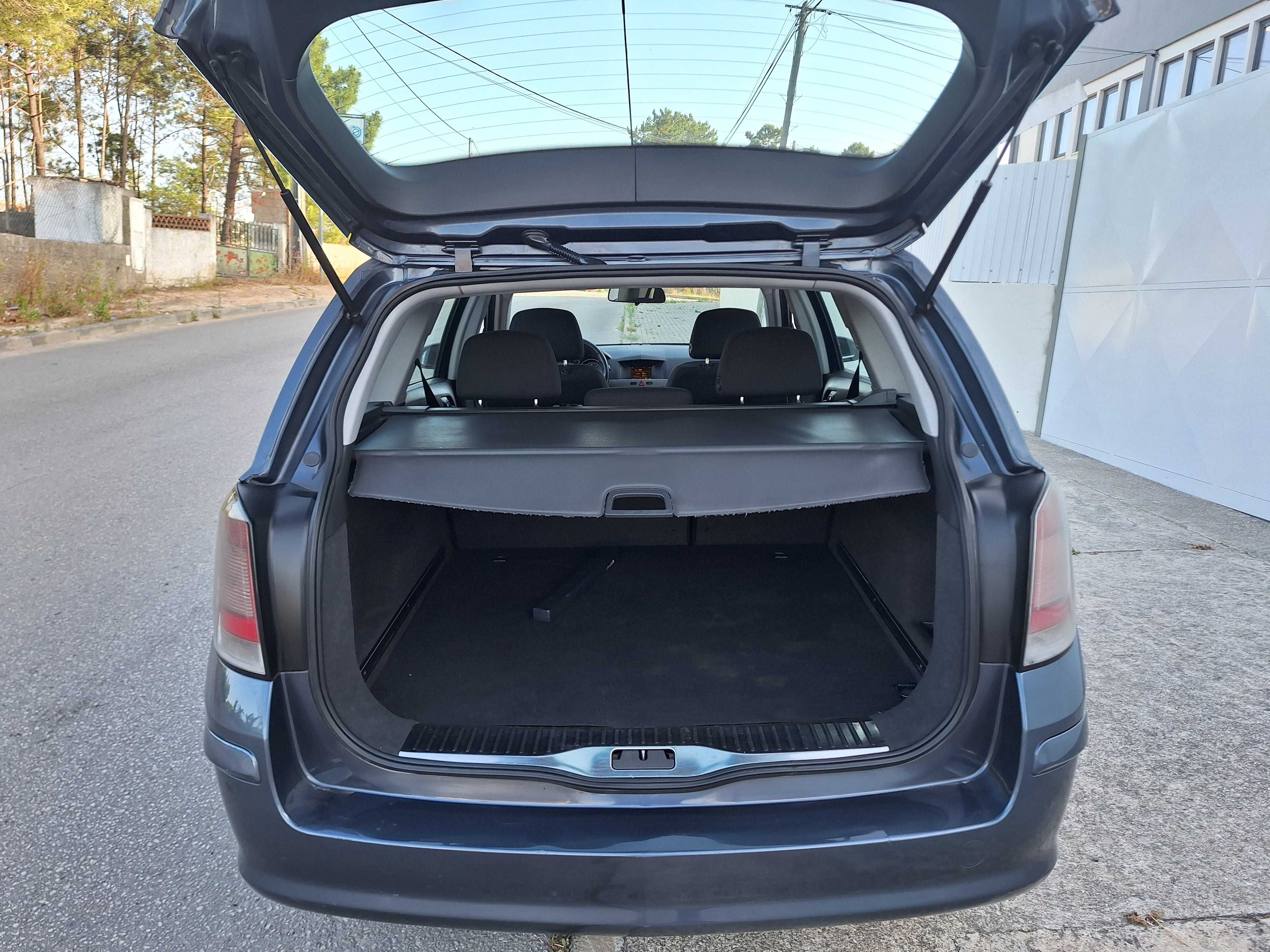 Opel Astra Station Wagon 1.3 CDTi ecoFLEX - 02/2006 - Muito ECONÓMICA