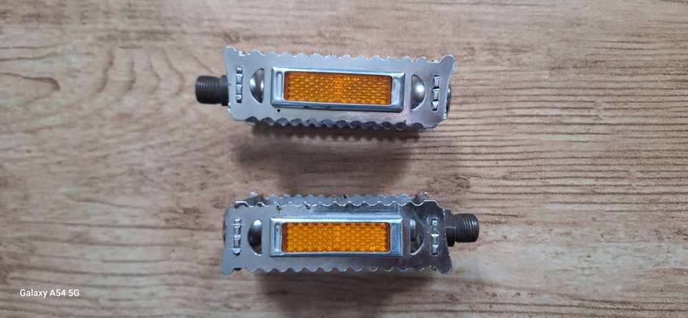 Pedał do roweru z PRL