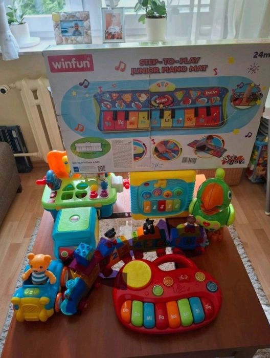 Mix oryginalnych zabawek Fisher price, winfun