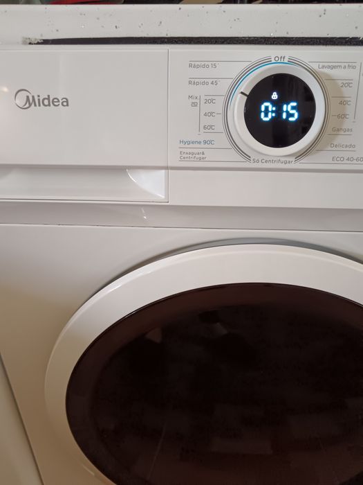 Máquina lavar roupa Midea