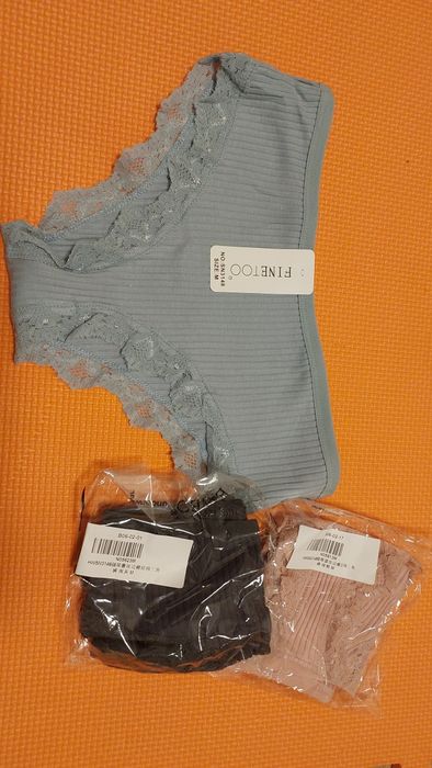 Majtki nowe 3 pary rozm S XS