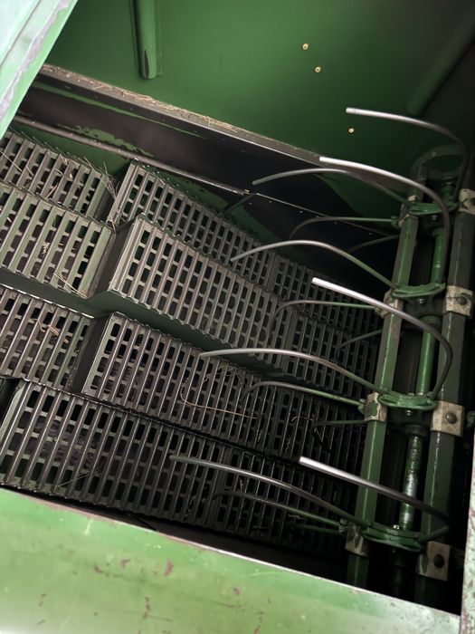 Комбайн John Deere 1055