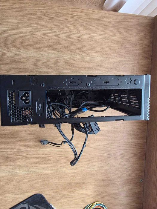 Продам корпус Mini-ITX GameMax ST-103-2U3 + блок живлення 300W