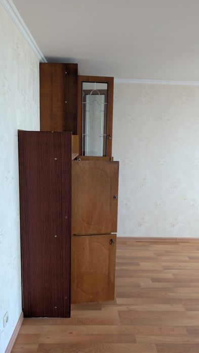 Віддам шафи безкоштовно, самовивіз