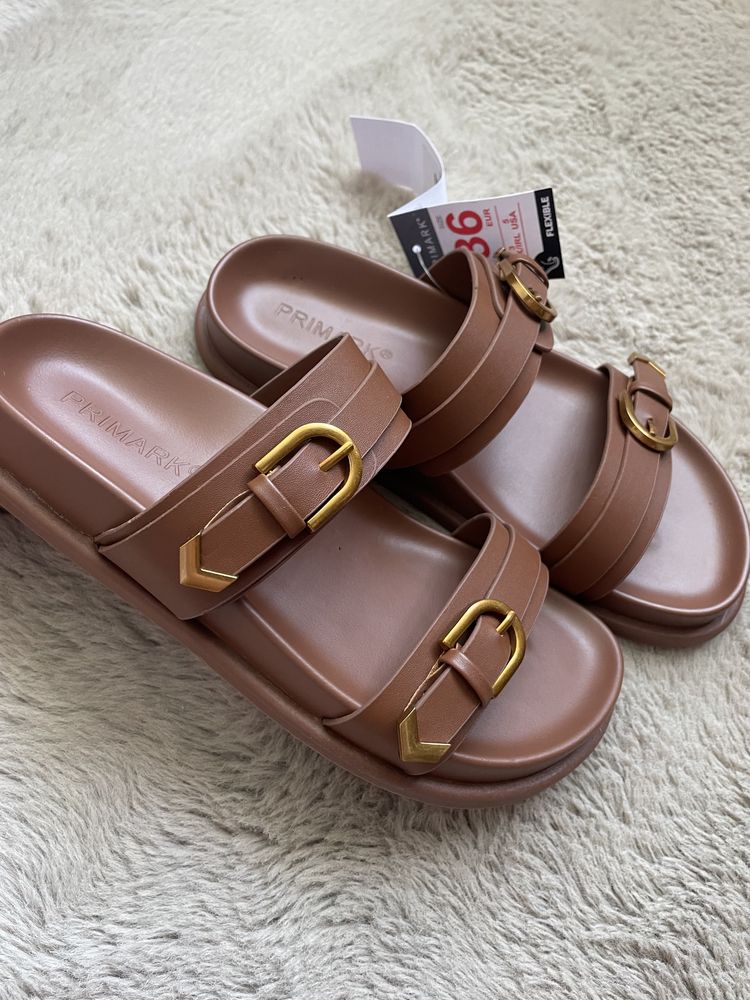 Шльопанці primark