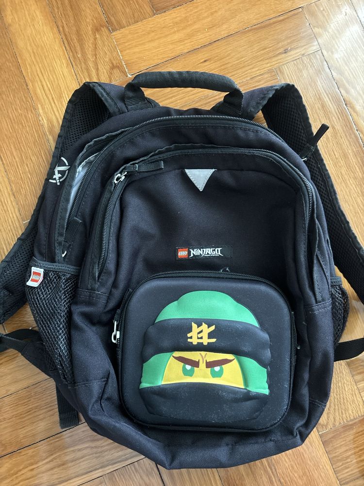 Mochila e estojo Ninjago