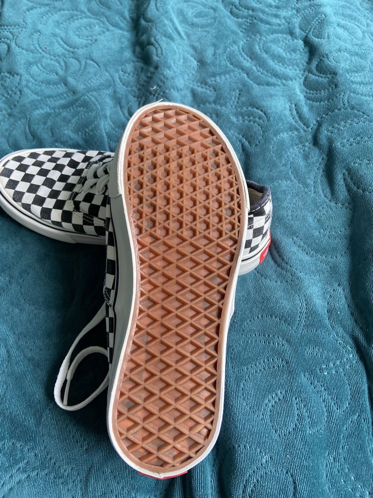 Vans w kratkę 38