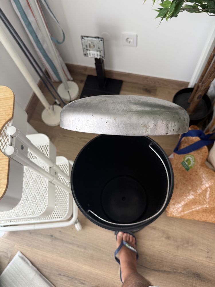 Caixote do lixo com pedal IKEA - MJOSA