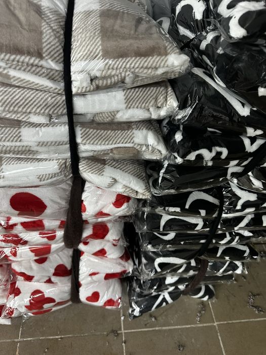 980 ГРН .Стильний халат.Гарний подарунок до свята.Безкоштовна  достовк