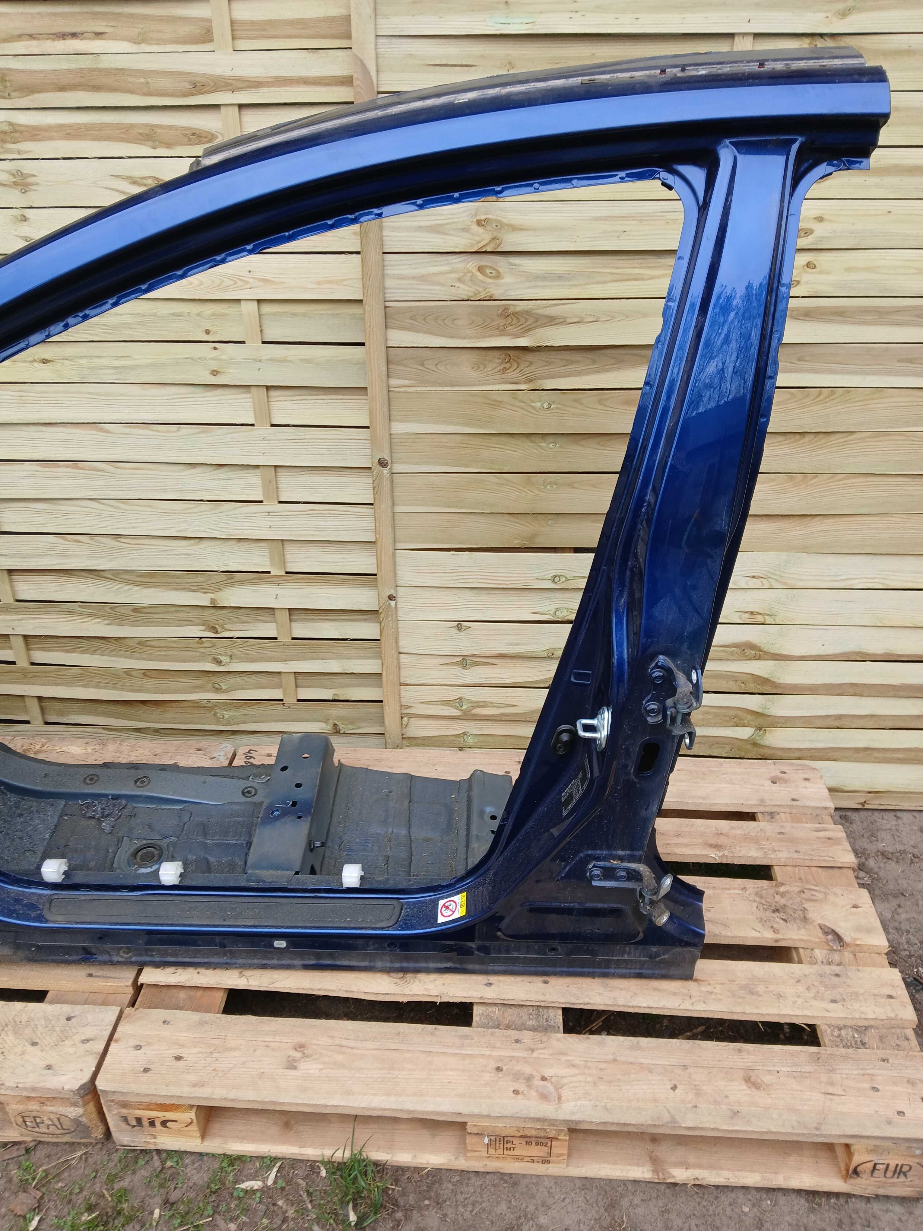 Podluznica prog slupek cwiartka Toyota Avensis T29 lewa 15-18 kol 8T5