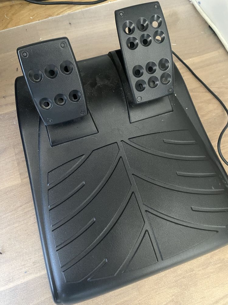 Руль logitech driving force gt