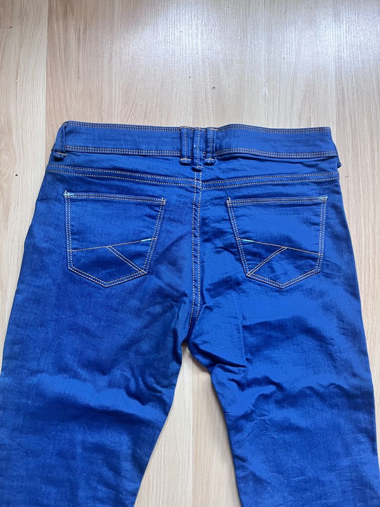 Spodnie jeans M- Nowe