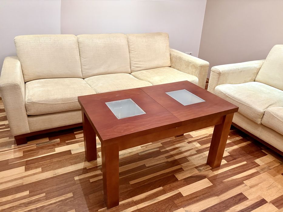 Zestaw 2 kanap + rozkładany stolik kawowy – sofa z funkcją spania