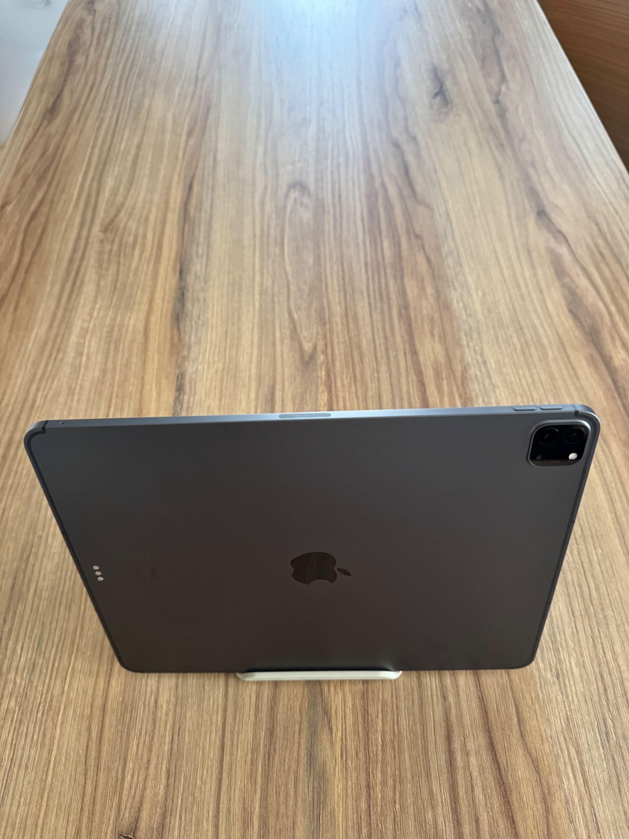 Apple iPad Pro 12,9" Gen. 5/Procesor M1/ Ram 8GB/512 GB WiFi+Cellular