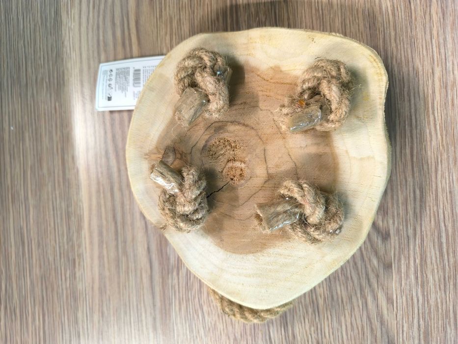 Dekoracyjna lub serwująca taca z naturalnego drewna