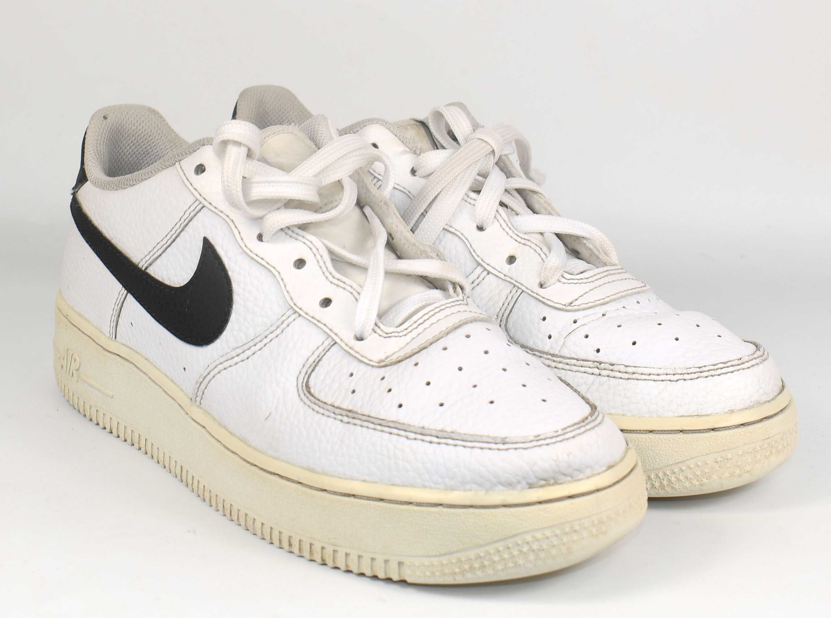 Używane Nike Air Force 1 ct3839 rozmiar 39