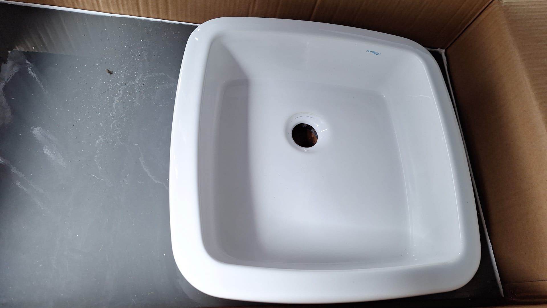 Lavatórios de pousar sanitana