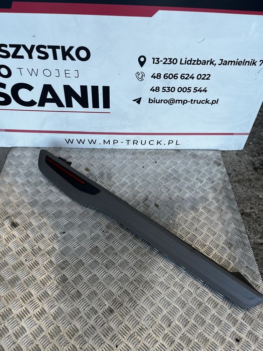 Plastik tapicerki bocznej globa Scania prawy