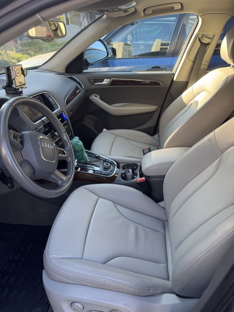 Audi q5 Premium Plus