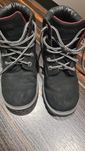 Zimowe skechers r. 35