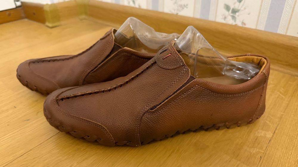 Шкіряні літні туфлі 42 розмір