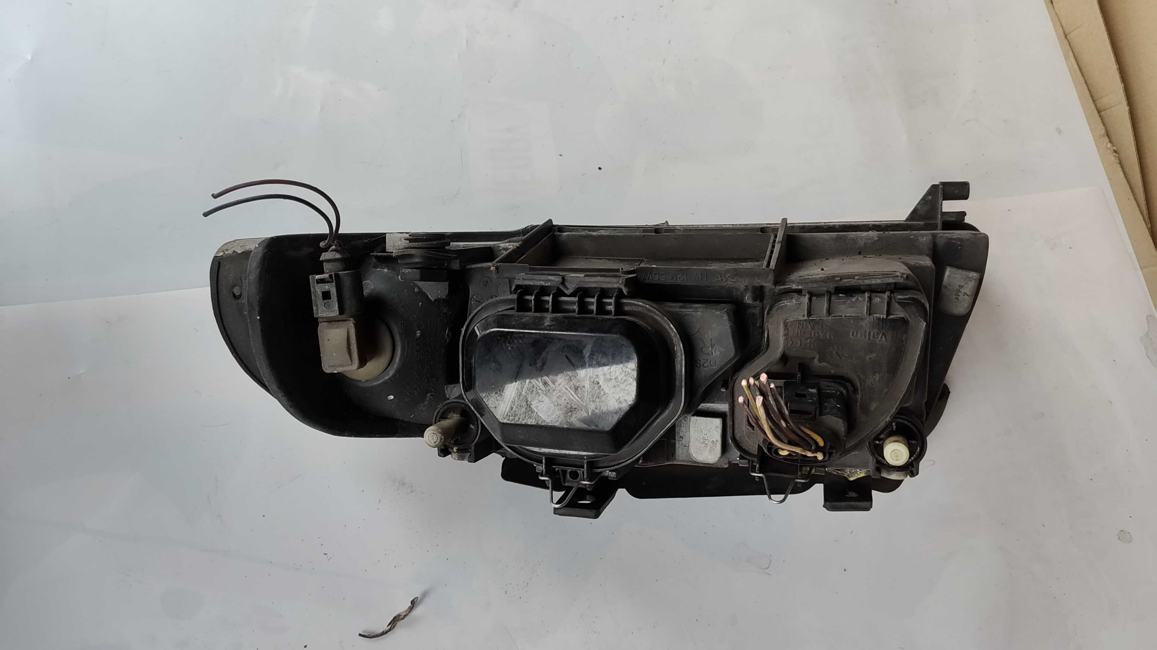 Lampa Prawy przód Kpl AUDI A4 B5 Lift 98-00.r SZKŁO BDB EU