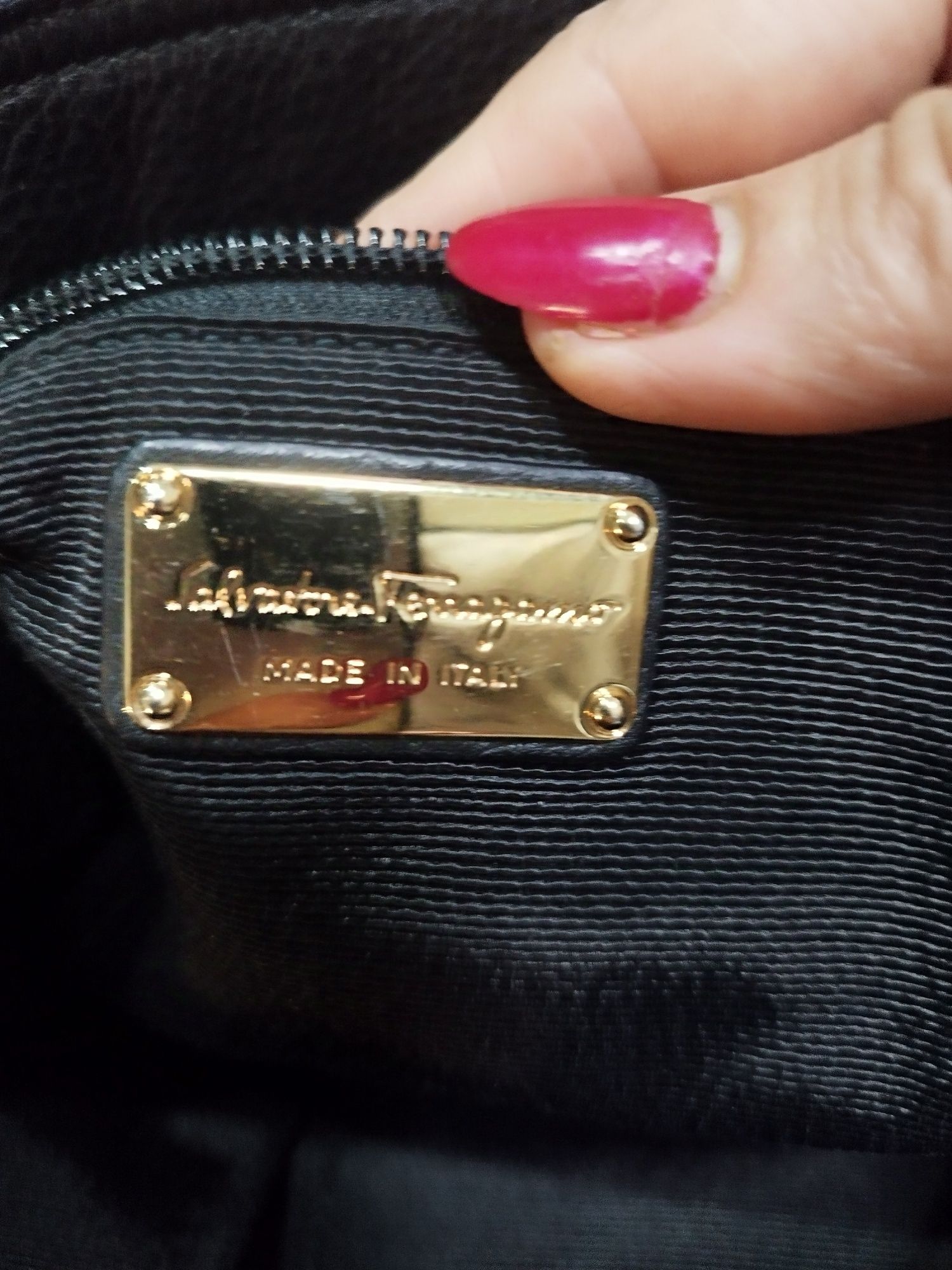 Mala em PELE *Salvador Ferragamo