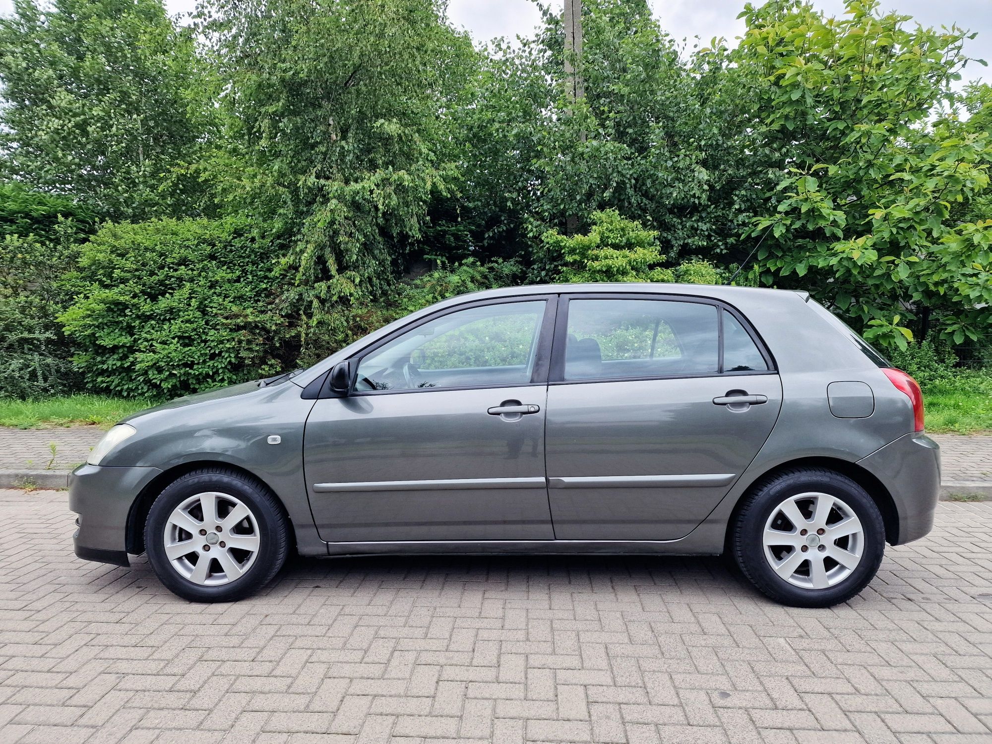 Toyota Corolla 2.0 115KM Bez Rdzy, Klima, 2kpl kół, Nowe OC i Przegląd