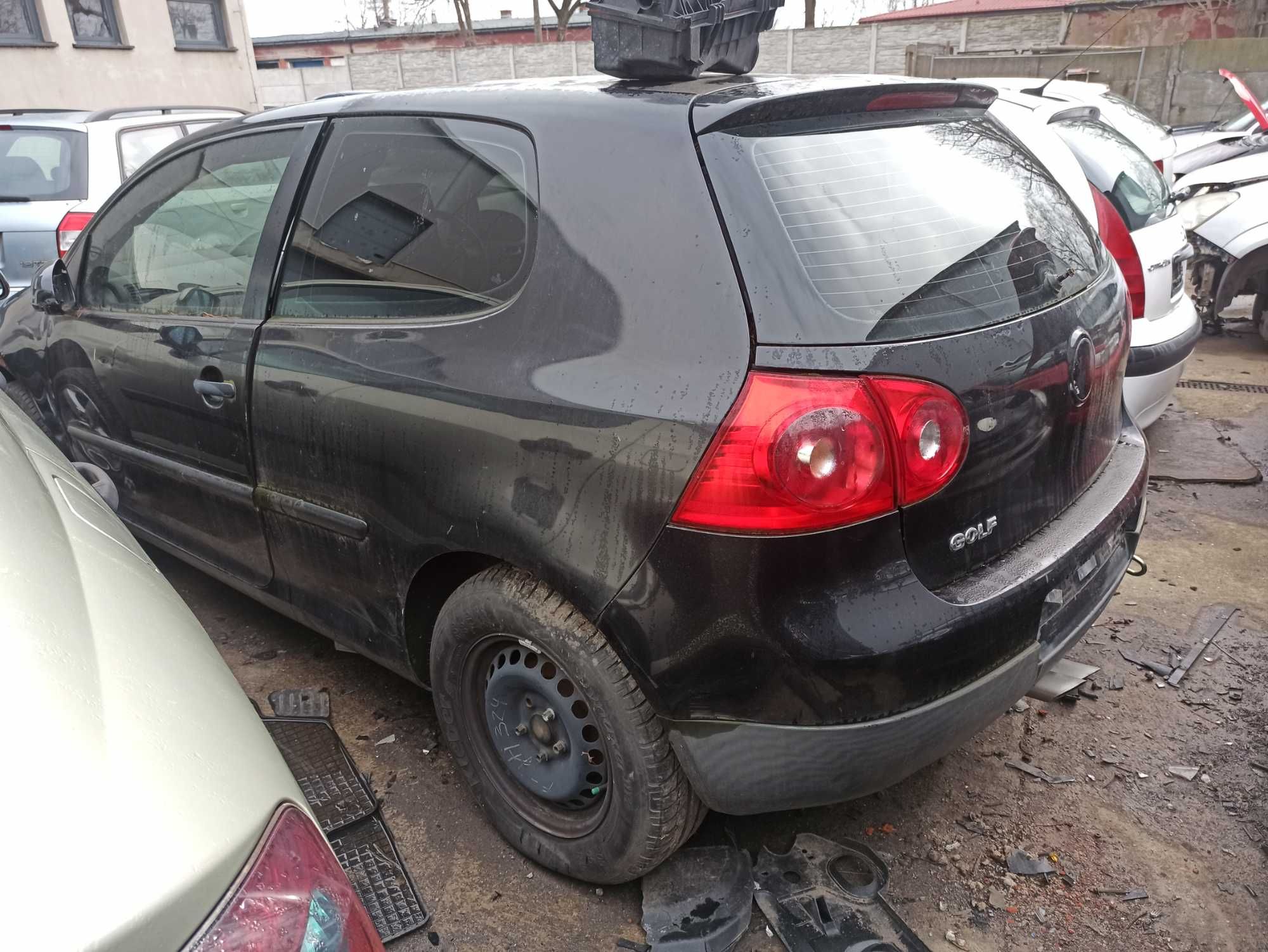 VOLKSWAGEN GOLF V samochody na części!