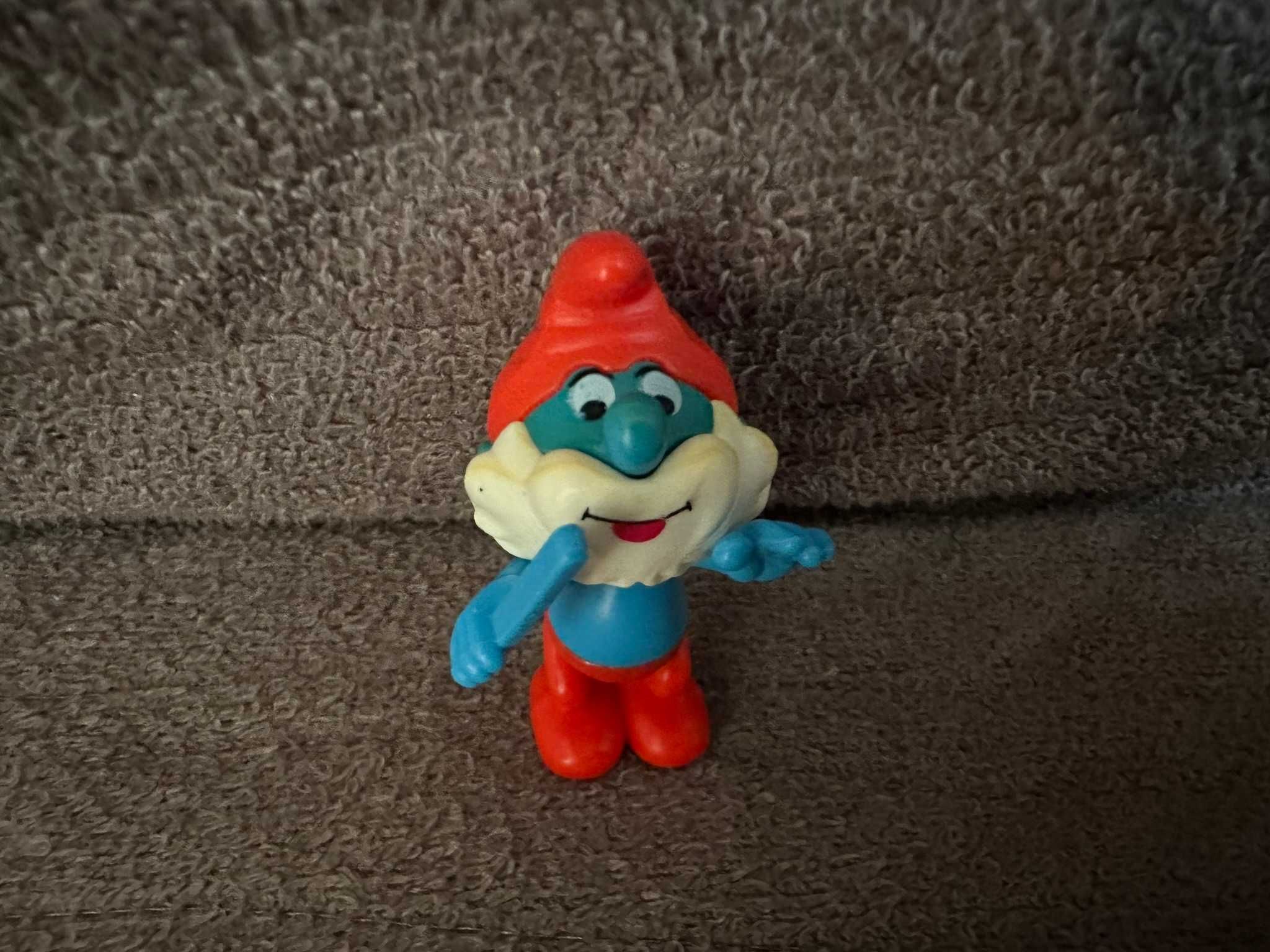 Figurka Smerfy Kinder Papa Smerf dyrygent orkiestry Smerfów