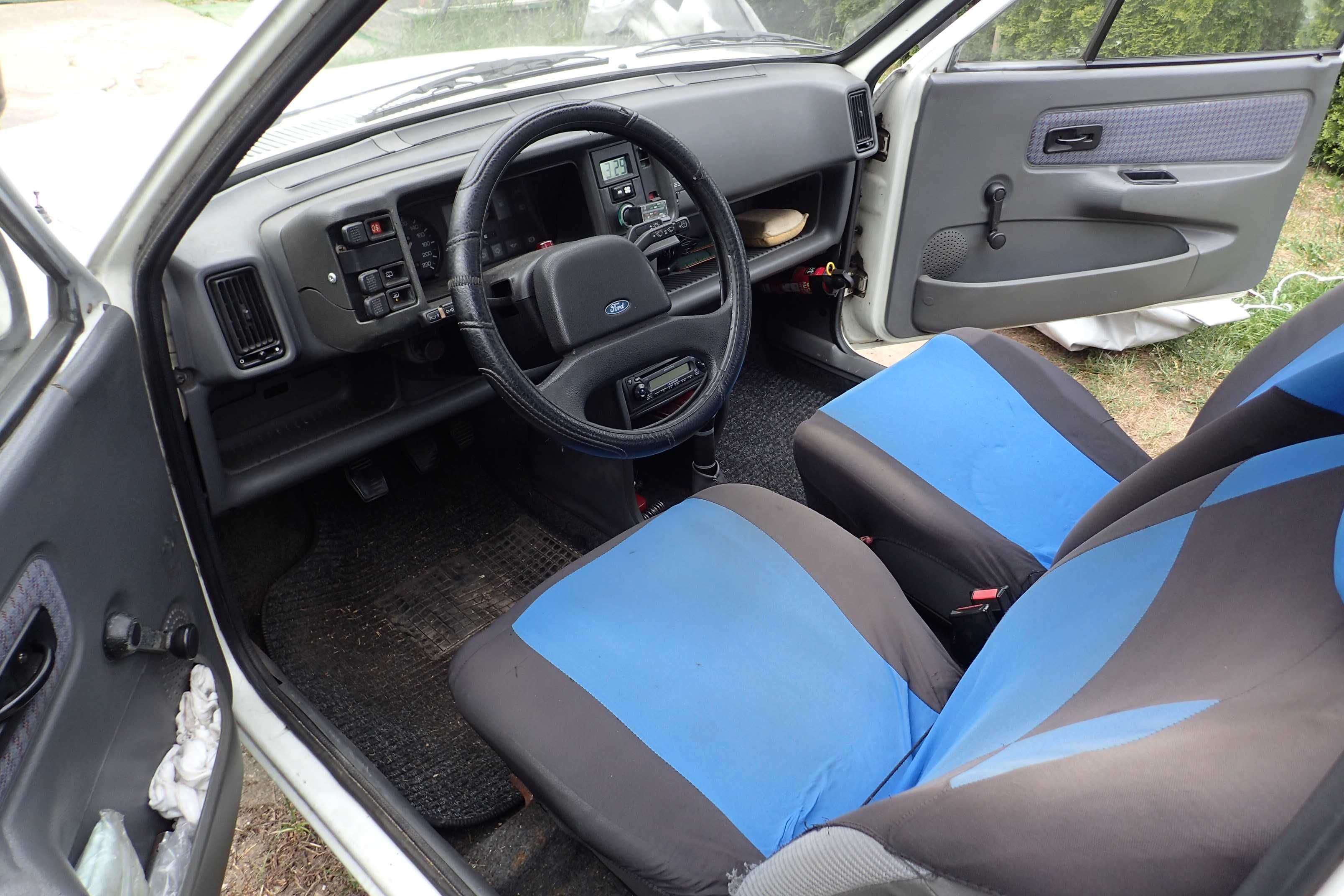 Ford Fiesta mk 2 zabytkowy
