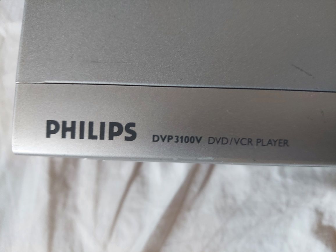 Philips DVP3100V DVD/VCR player