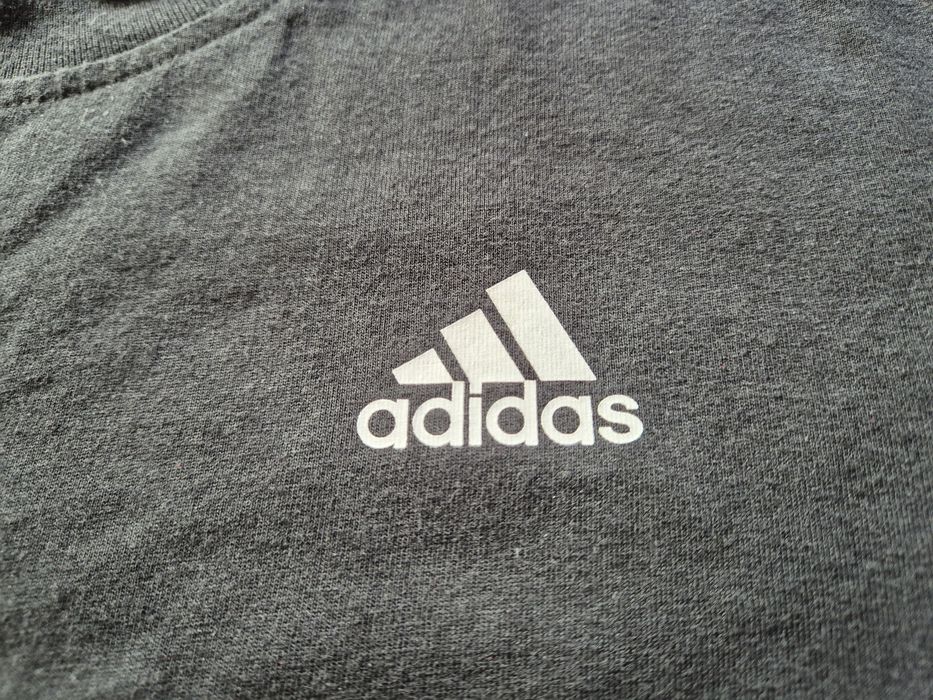 Męski t-shirt koszulka ADIDAS roz L czarna 56x75cm bdb jak Nowa klasyk
