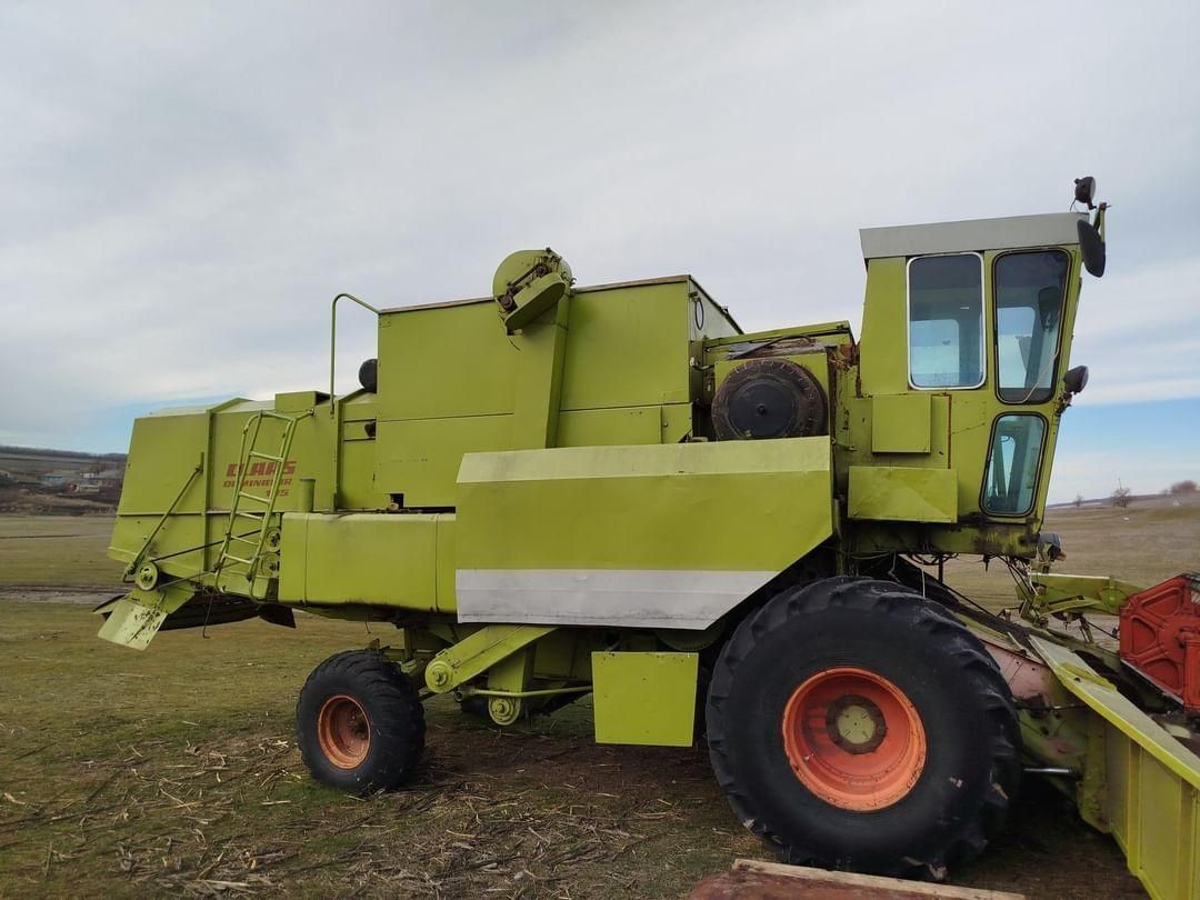 Claas dominator 105