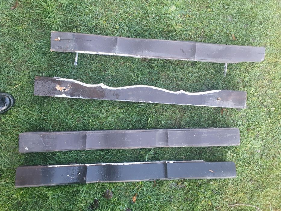 Słupki drewniane bejcowane z demontażu na balustradę/płot