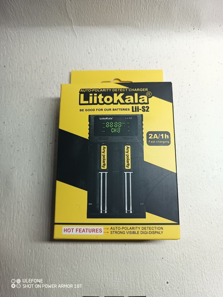 LiitoKala Lii-S2 зарядний пристрій для міні акумуляторів