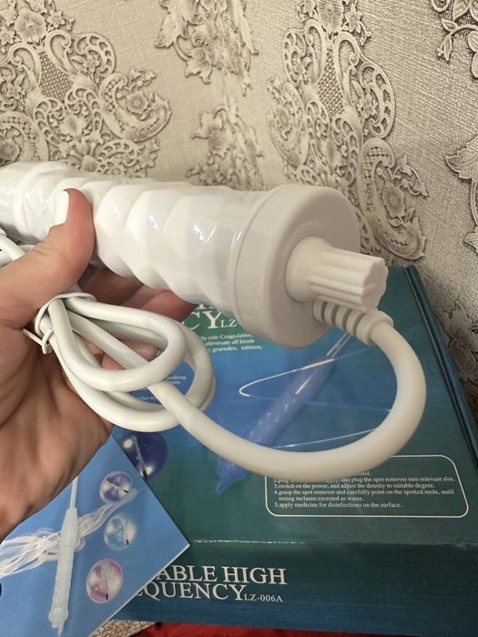 Дарсонваль імпульсний масажер для обличчя, тіла та шкіри голови