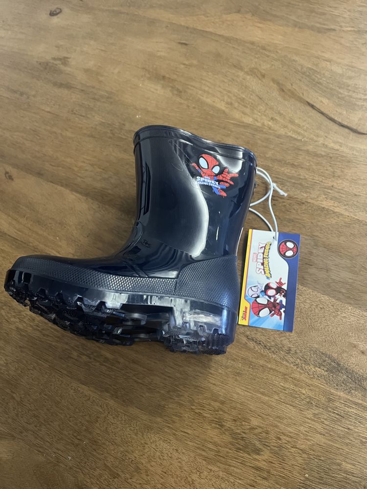Botas de cano do Spidey