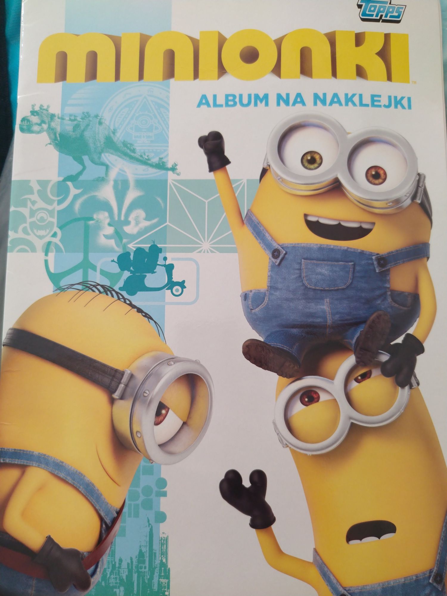 Album i naklejki minionki