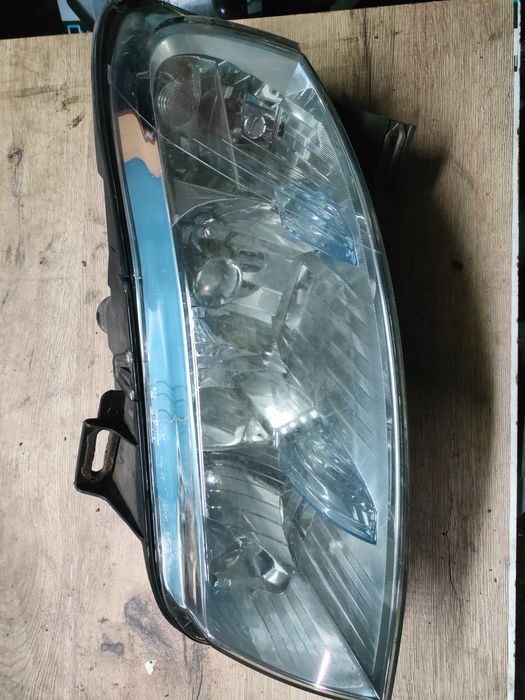 Fiat Stilo reflektor lampa lewy przód