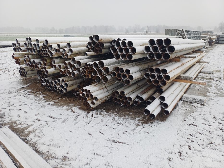 Rura rurka słup wygrodzenia dla bydła przegroda hala wiata konstrukcja