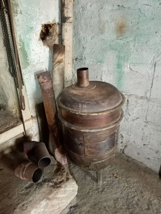 Буржуйка в гараж с трубами