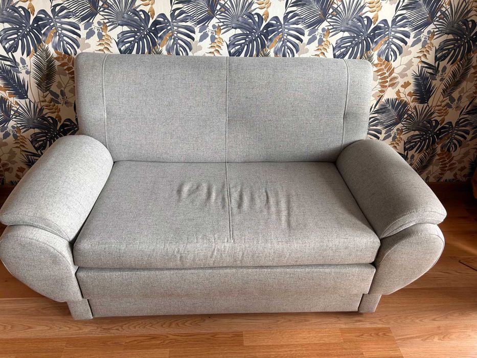 Sprzedam sofę dwuosobową – stan bardzo dobry