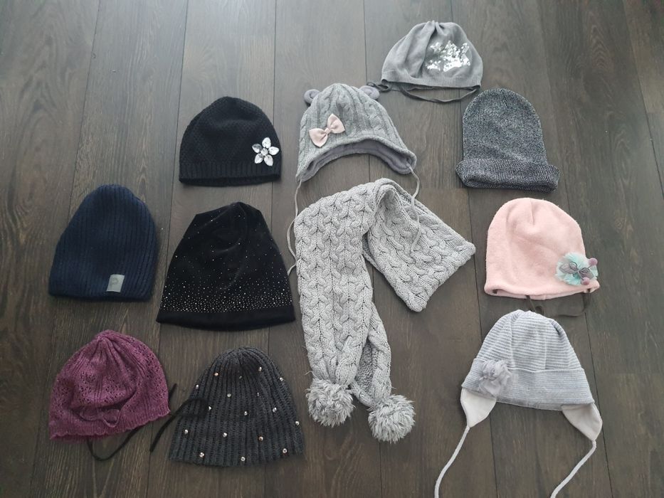 Czapki damskie i dziecięce