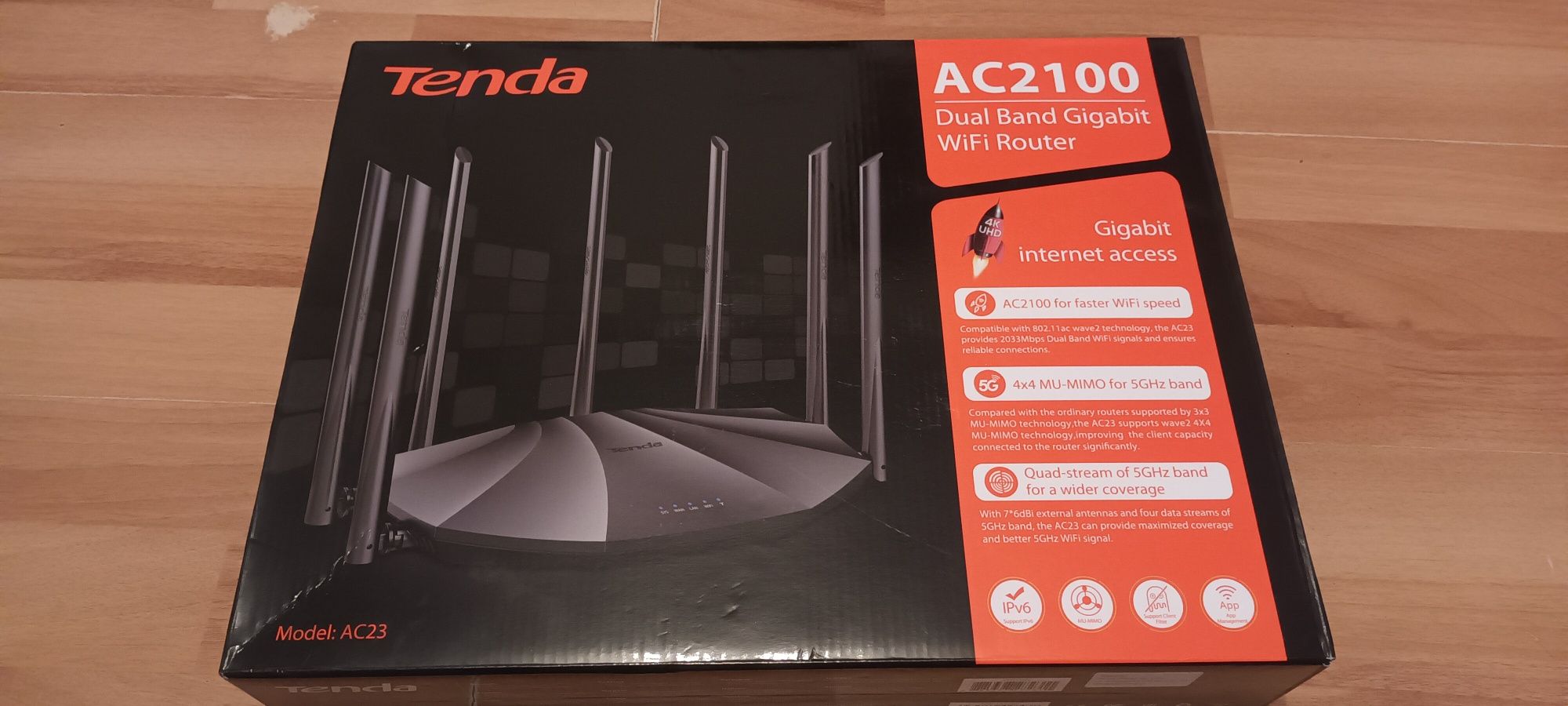 Router Tenda AC23