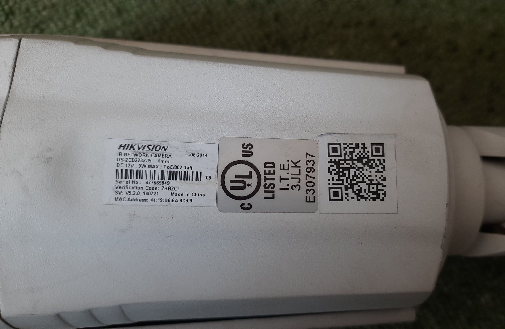 IP видеокамера Hikvision DS-2CD2232-I5