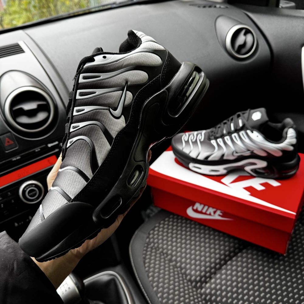 Чоловічі зимові термо кросівки Nike air TN plus black white Gore Tex