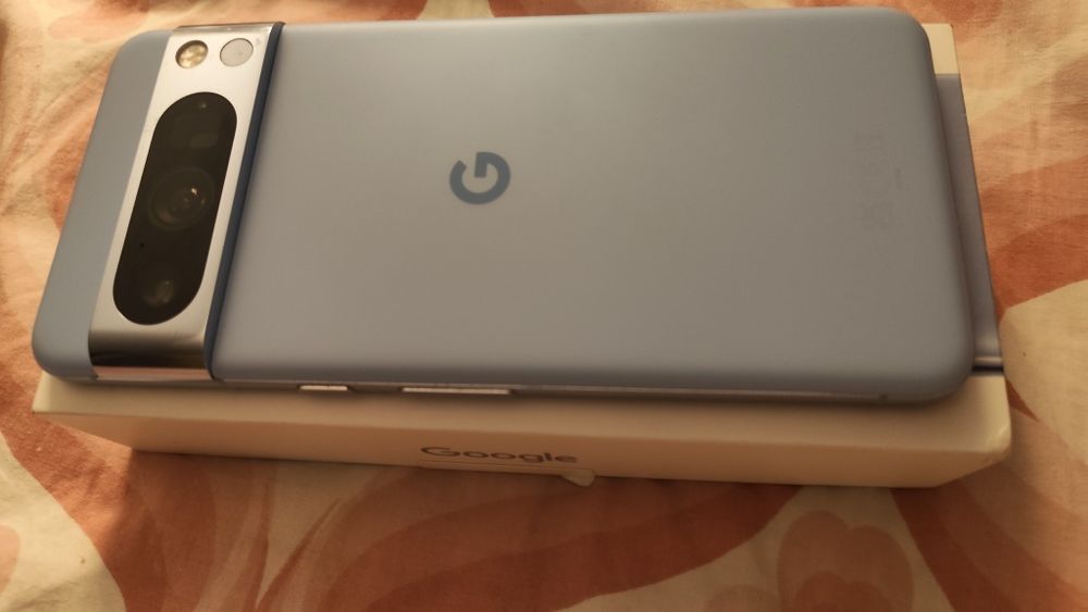 Vendo telemóvel marca Google pixel 8 pro 5G cor azul